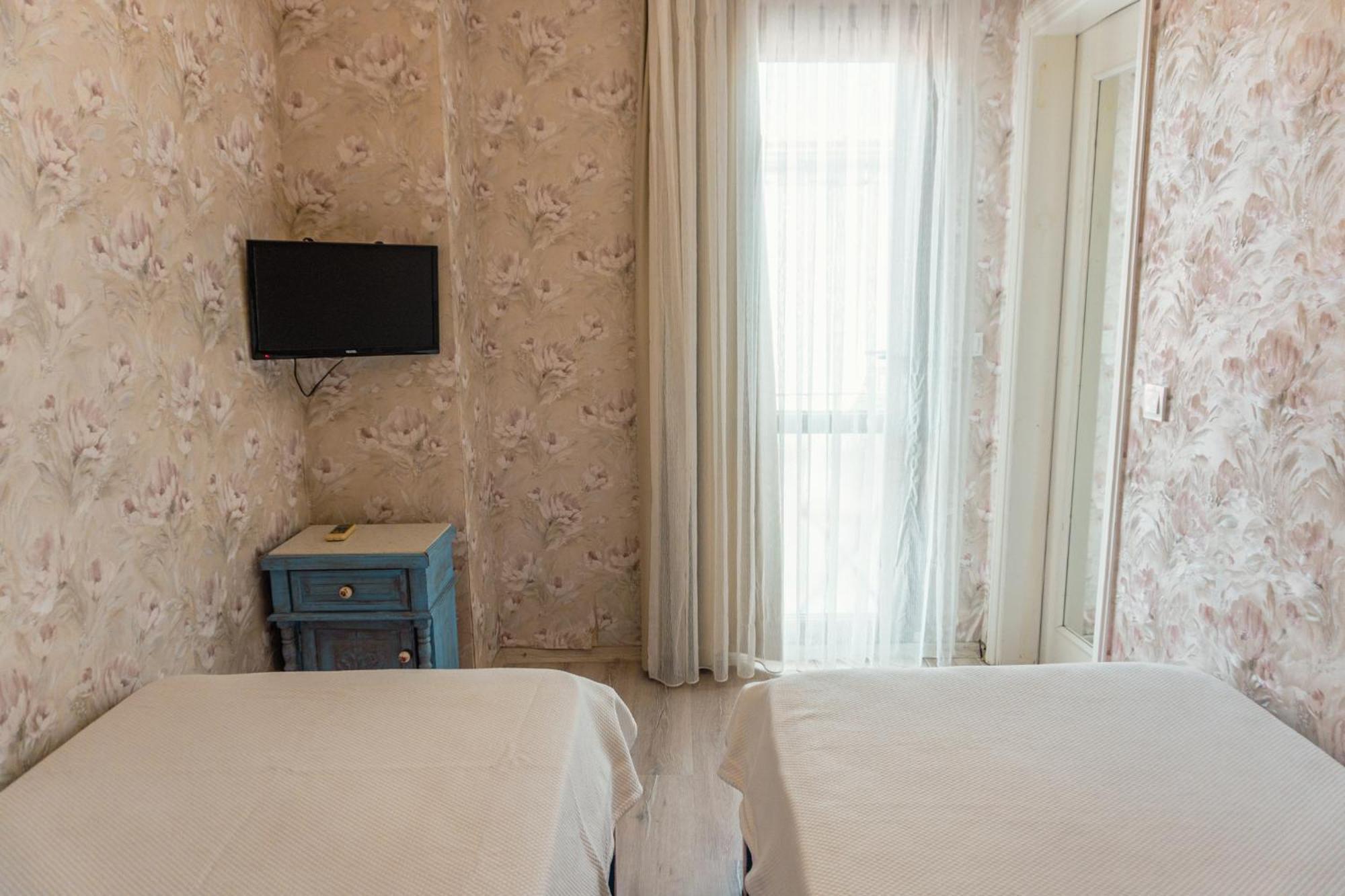 Cunda Mor Limon Otel Ayvalik Exterior photo