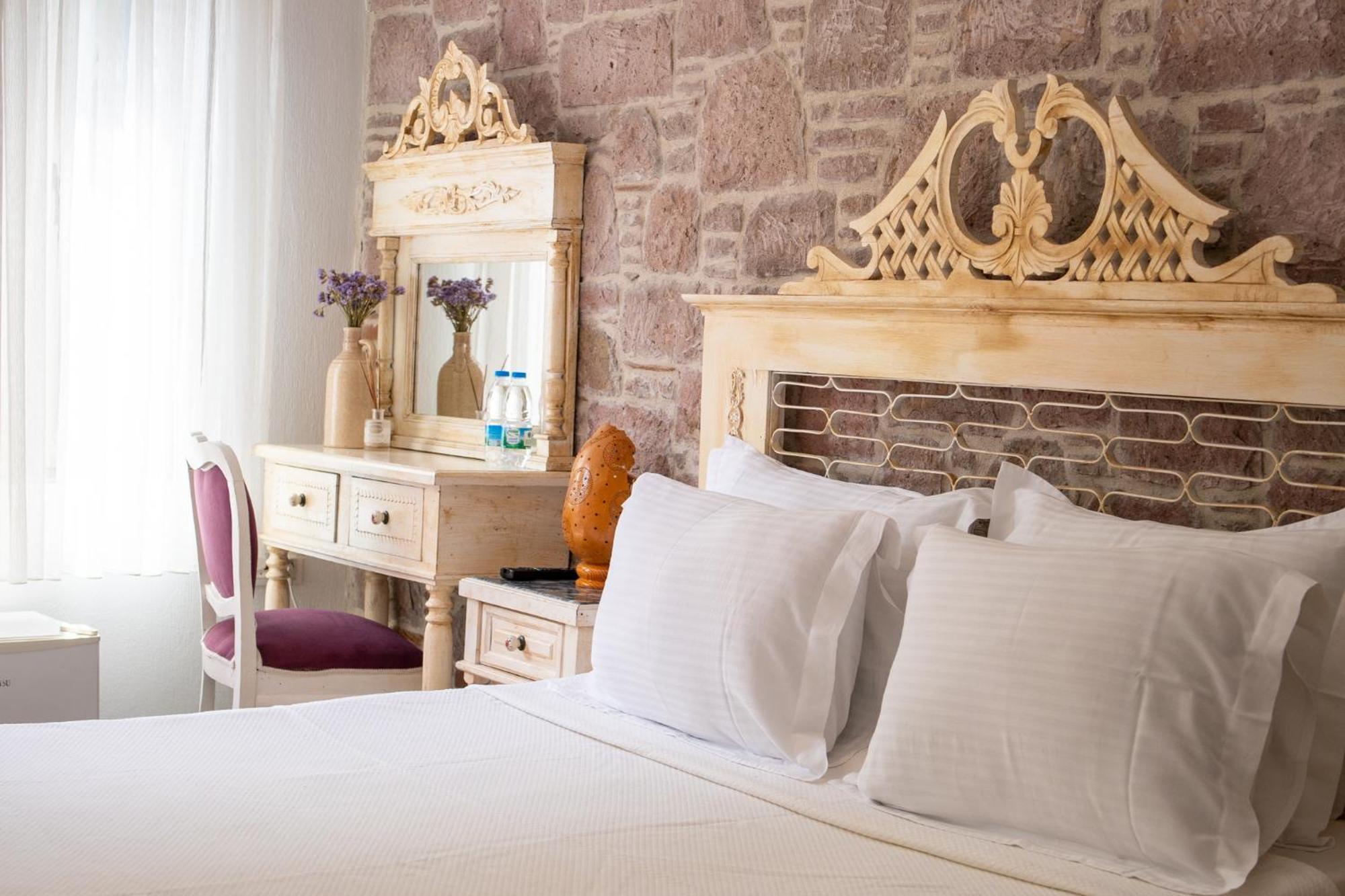 Cunda Mor Limon Otel Ayvalik Exterior photo