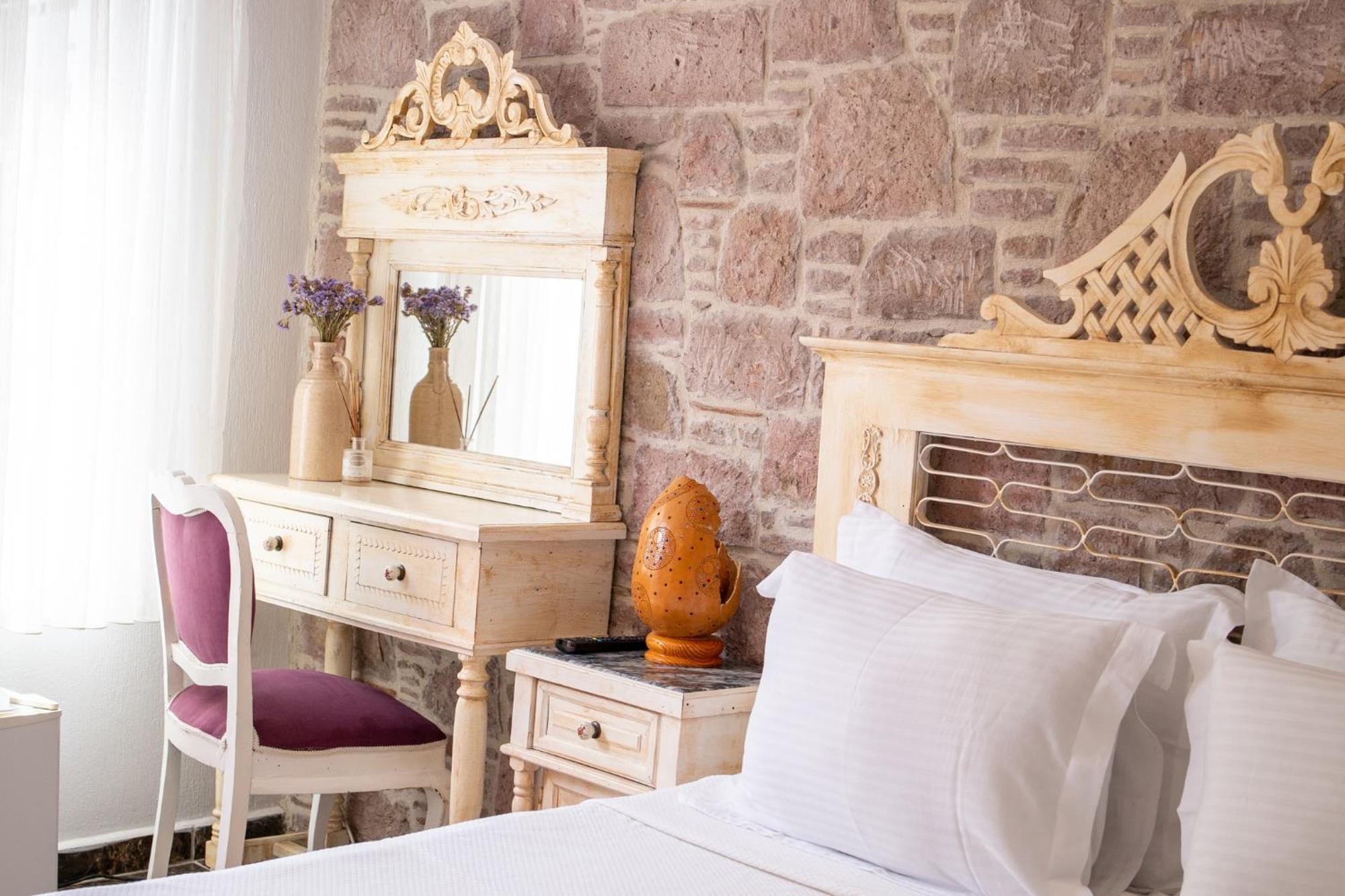 Cunda Mor Limon Otel Ayvalik Exterior photo