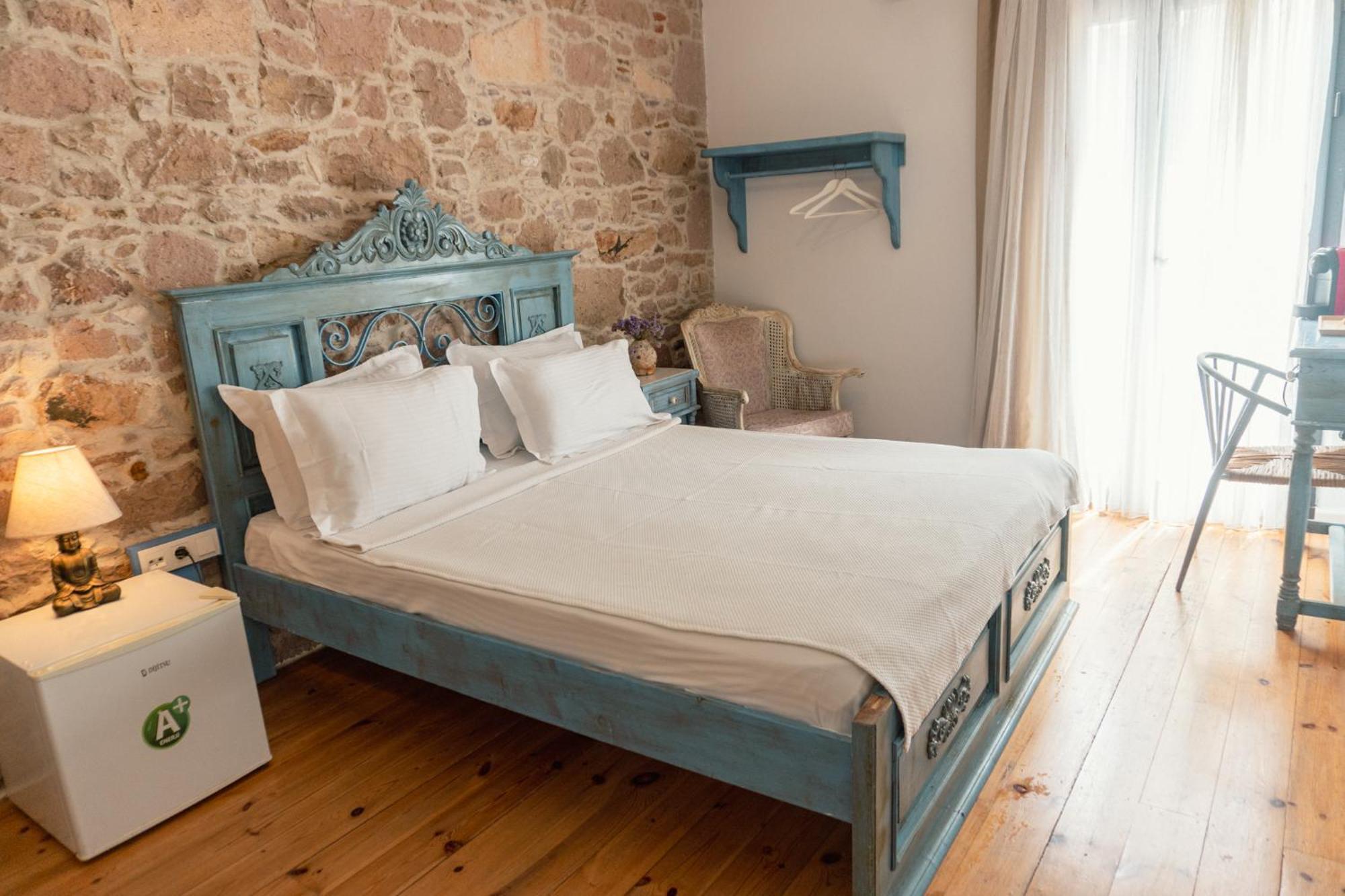 Cunda Mor Limon Otel Ayvalik Exterior photo