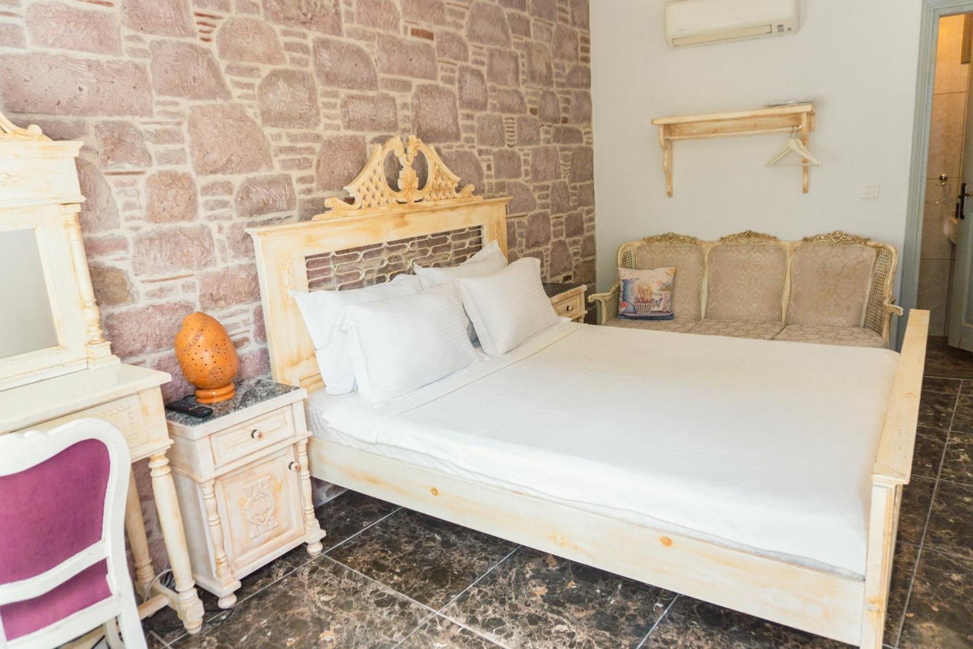 Cunda Mor Limon Otel Ayvalik Exterior photo